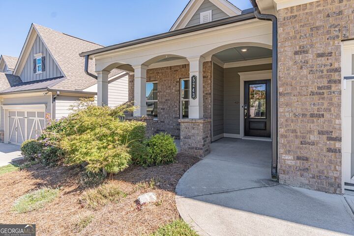 Property Photo:  5243 Noble Oak Cove  GA 30504 