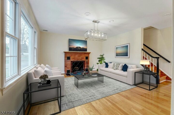 Property Photo:  11 Old Tappan Rd  NJ 07675 