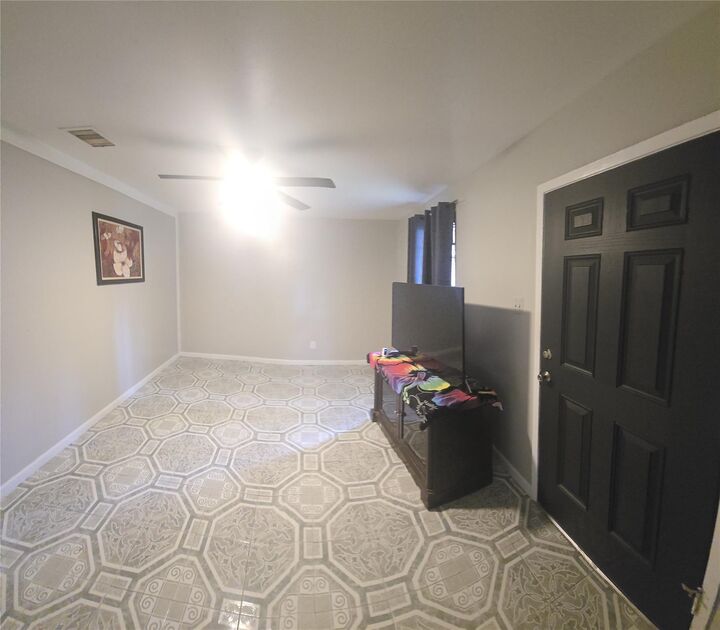 Property Photo:  6434 Woodland Trails Drive  TX 77088 