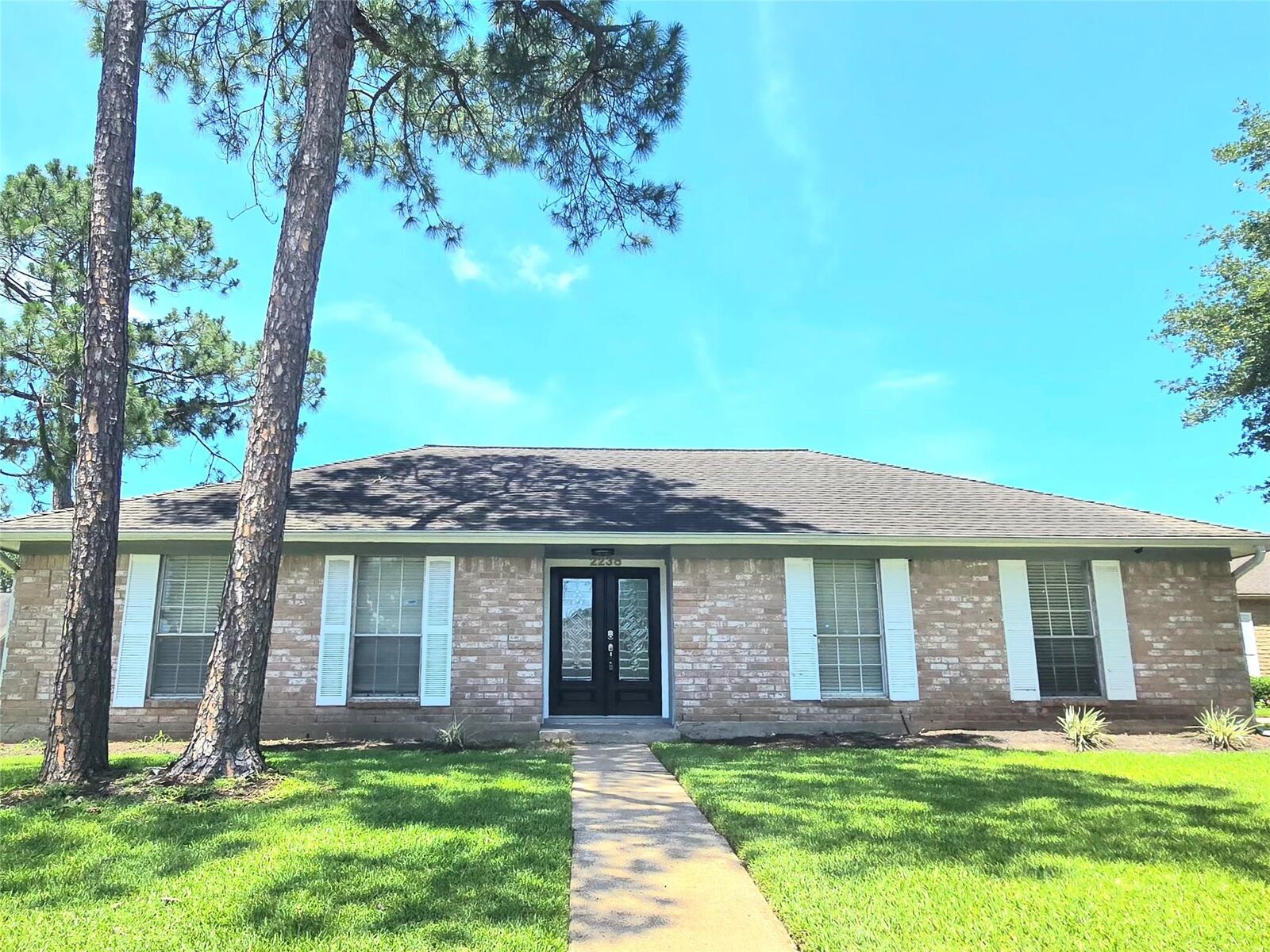 Property Photo:  2238 E Silver Sage Drive  TX 77077 