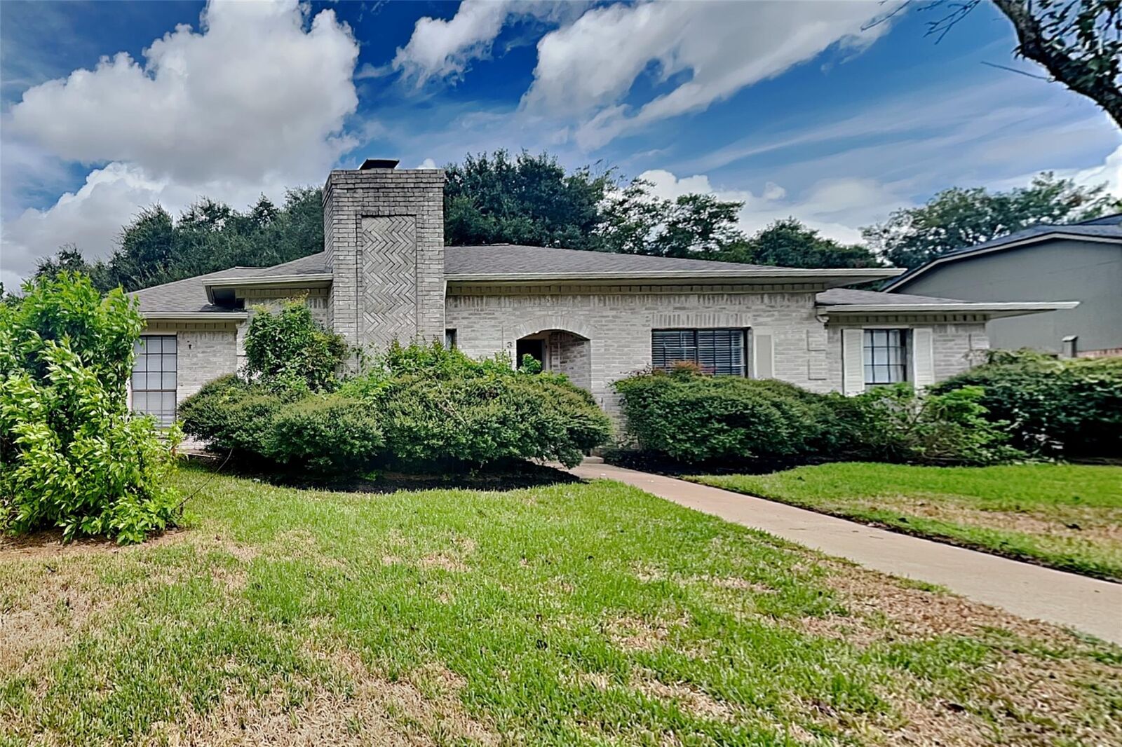 Property Photo:  3126 Silver Springs Court  TX 77459 