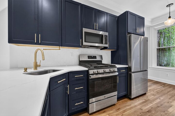 Property Photo:  1319 Washington St 1L  NJ 07030 
