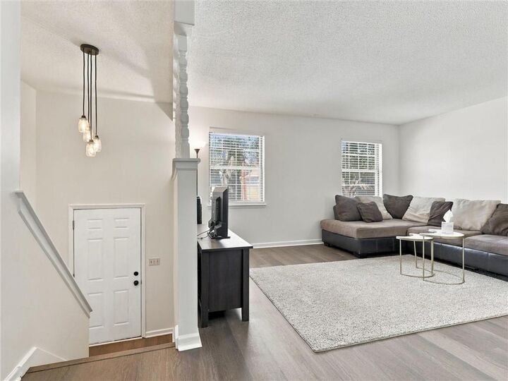 Property Photo:  1428 S Apache Lane  KS 66062 