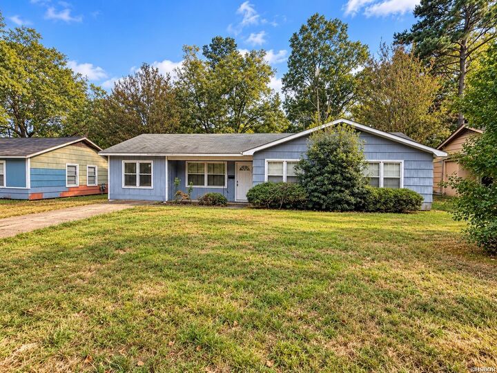 Property Photo:  1529 Center Street  AR 71923 