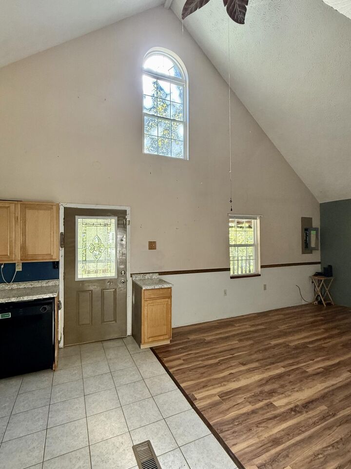 Property Photo:  33 Aberdeen Lane  KY 40313 