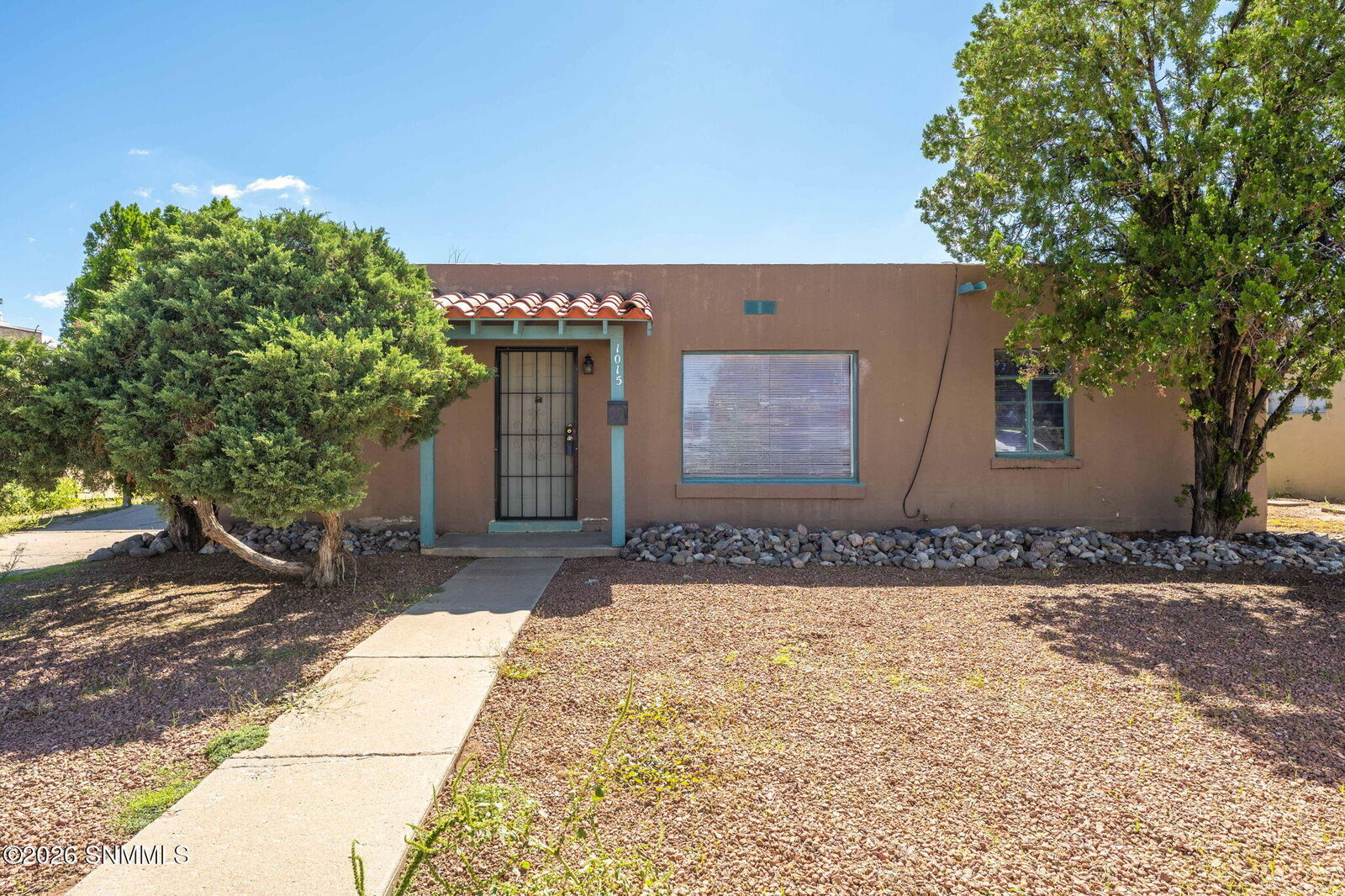Property Photo:  1015 Mechem Avenue  NM 88005 
