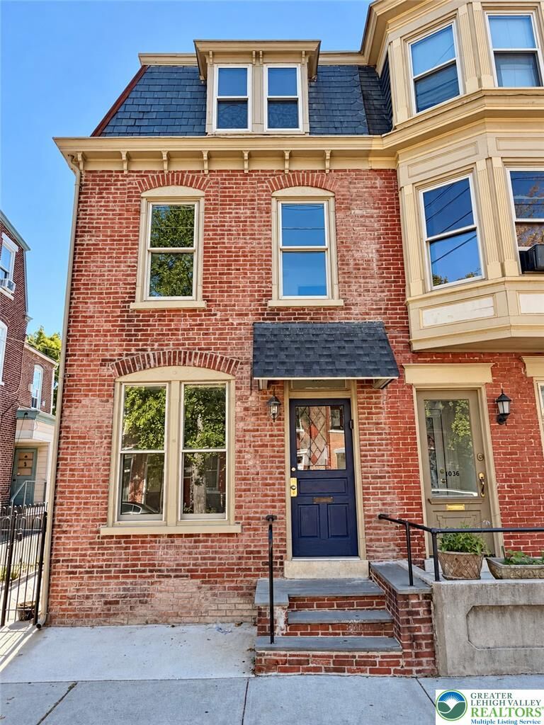 Property Photo:  1034 Turner Street House  PA 18102 