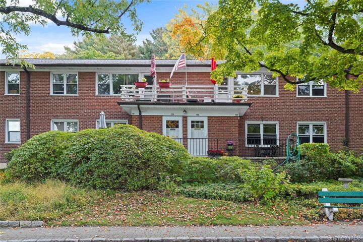 Property Photo:  135 S Buckhout Street 135  NY 10533 