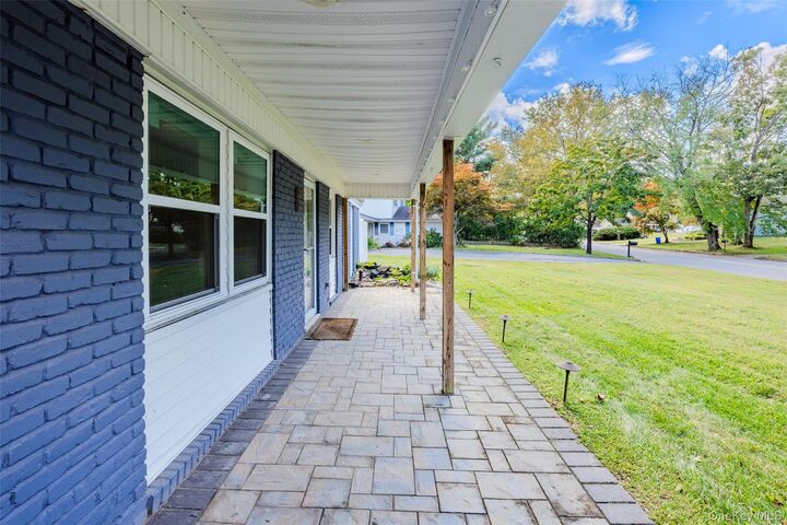 Property Photo:  23 Wedgewood Drive  NY 11727 