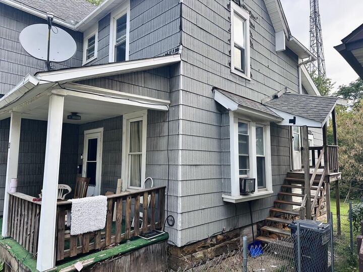 Property Photo: 45 Lind Ave OH 44903