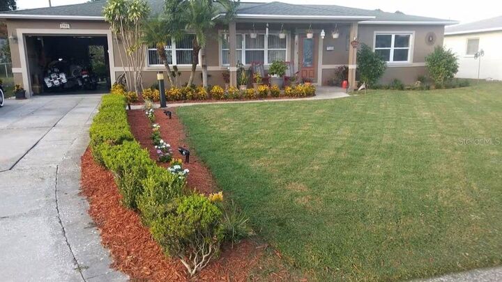 Property Photo:  3901 Yardley Avenue N  FL 33713 