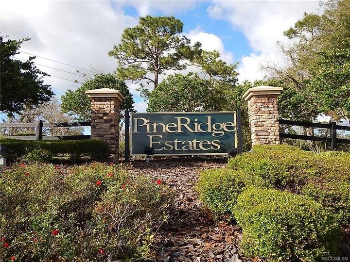 Property Photo: 4622 N Pink Poppy Drive FL 34465