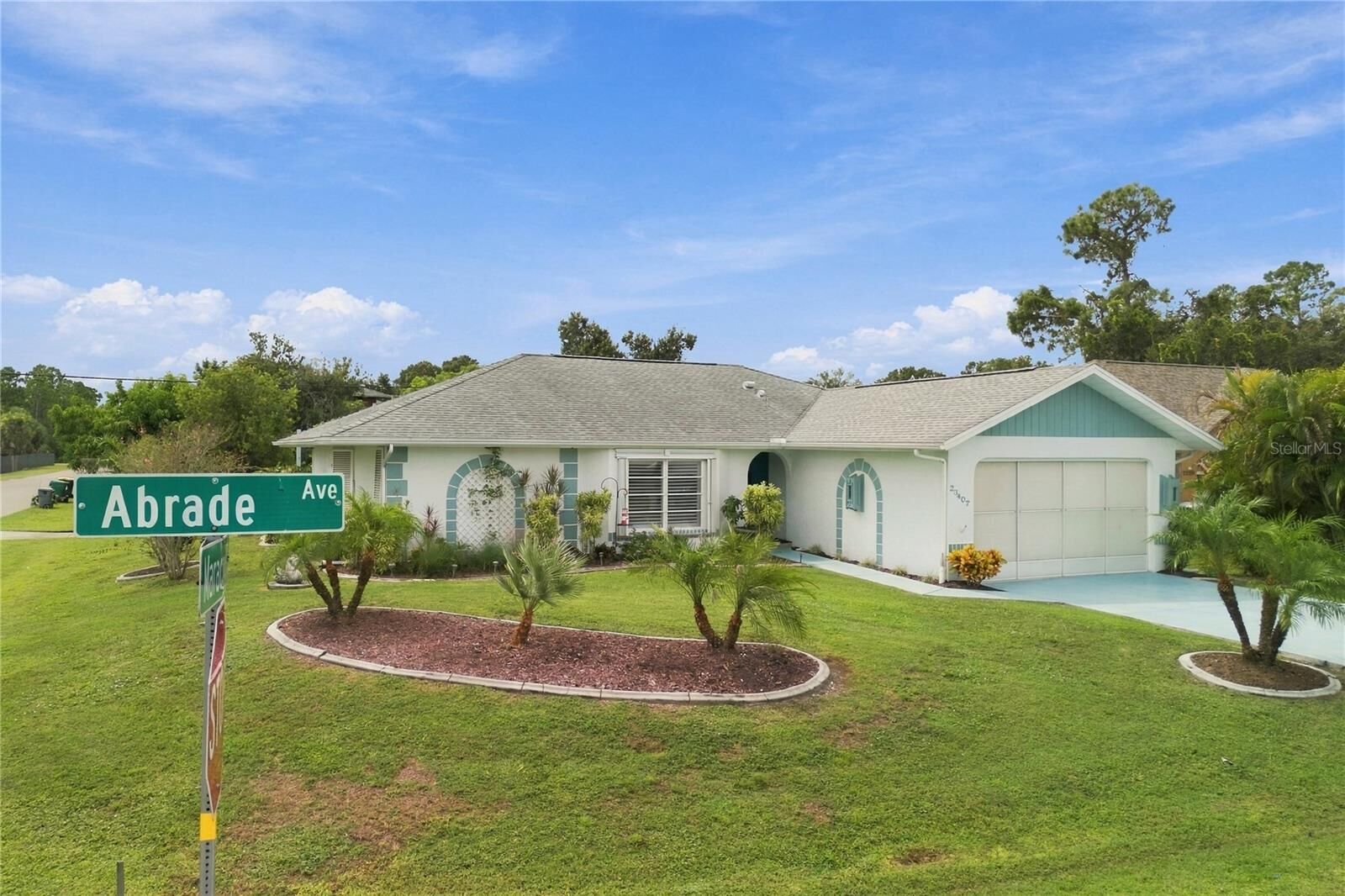 Property Photo:  23407 Abrade Avenue  FL 33980 