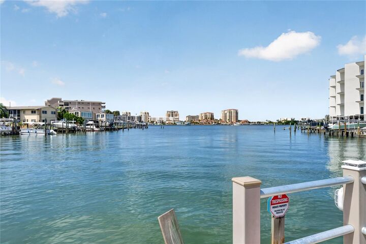 Property Photo:  400 Larboard Way 106  FL 33767 