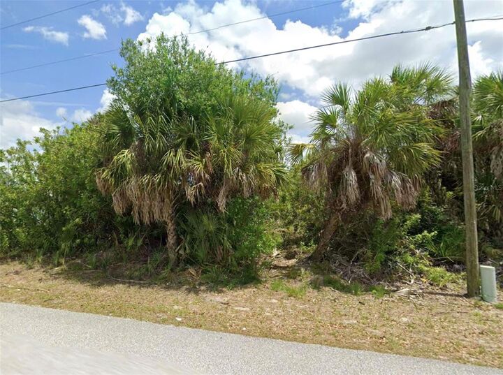 Property Photo:  404 Barger Drive  FL 33954 