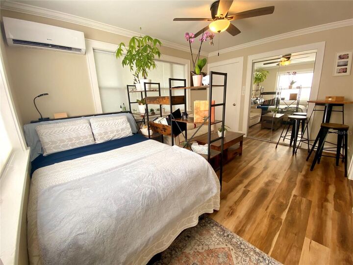 Property Photo:  828 22nd Avenue N West  FL 33704 