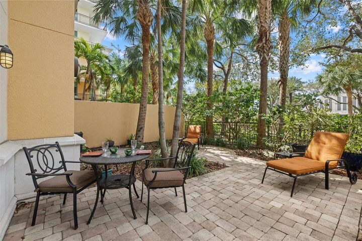 Property Photo:  800 N Tamiami Trail 103  FL 34236 