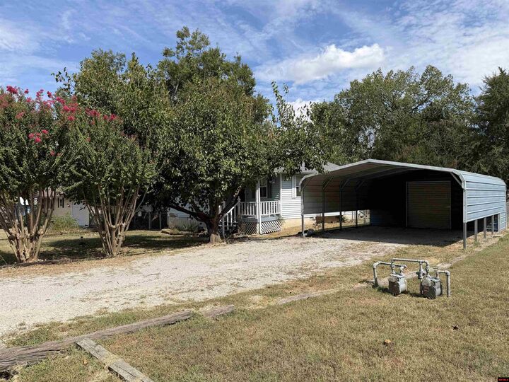 Property Photo:  301 South Street Court  AR 72634 