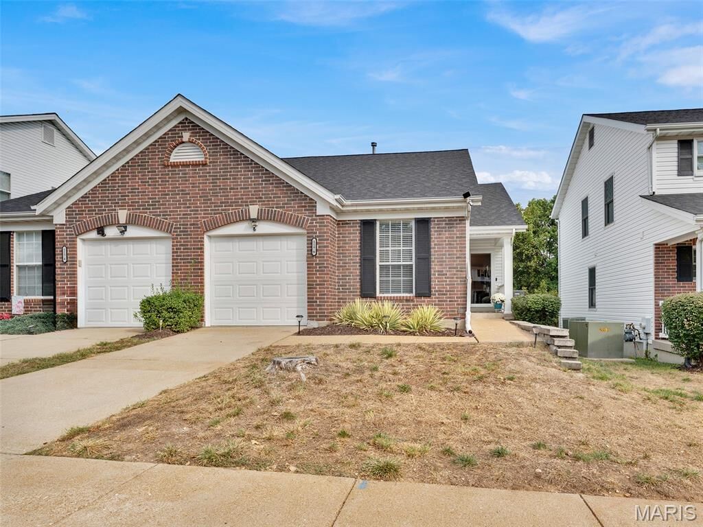 Property Photo:  1176 Big Bend Crossing Drive  MO 63088 