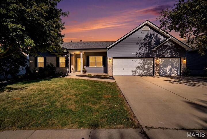 Property Photo: 408 Saint Gemma Drive MO 63366