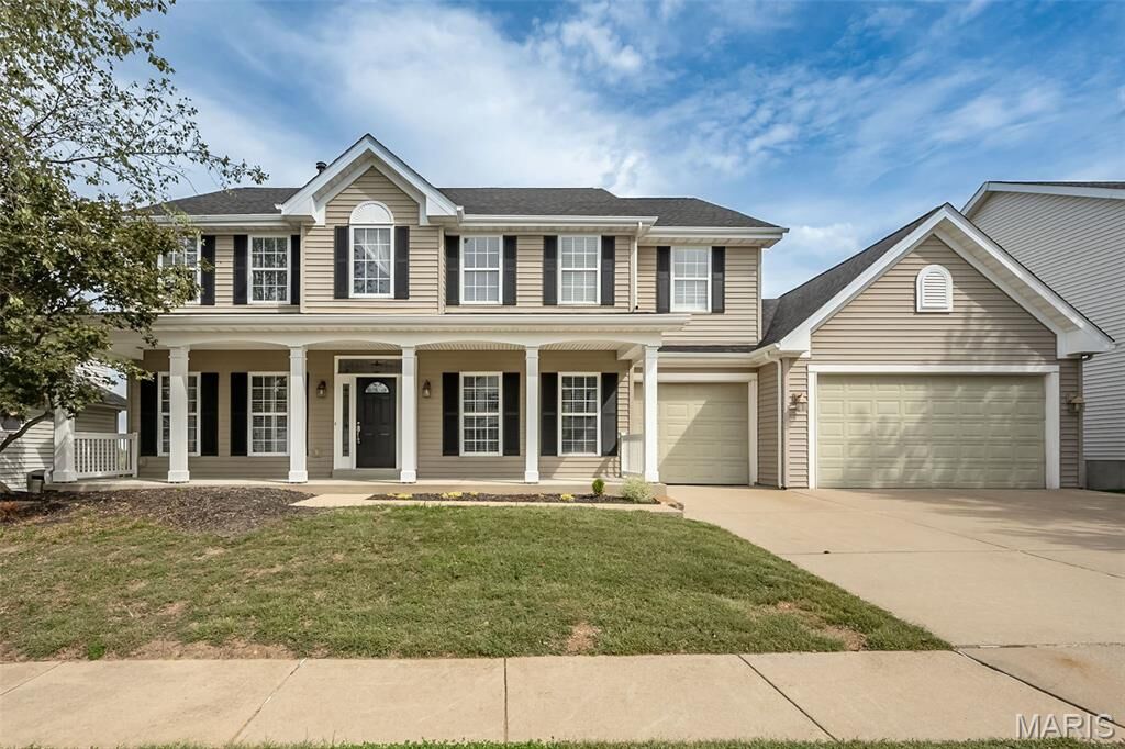 Property Photo: 414 Avalon Chase Drive MO 63026