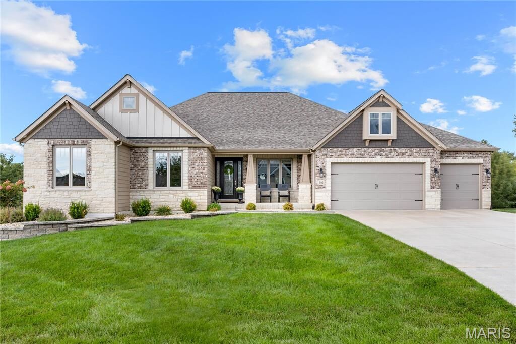 Property Photo:  6110 Knights Table Court  MO 63304 