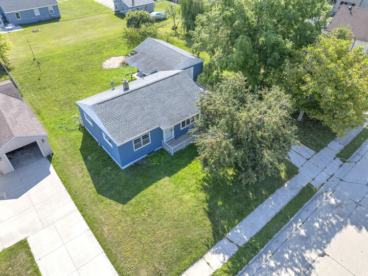 Property Photo: 1209 N 28th St WI 53081