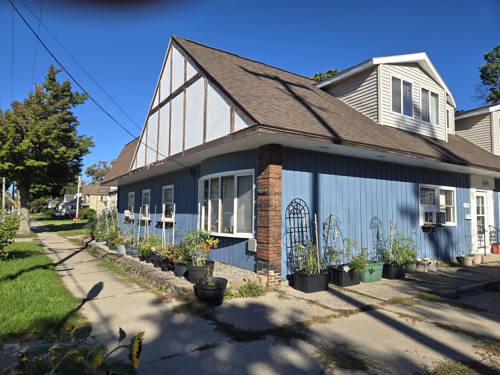 Property Photo:  1596 McGraft Street  MI 49441 