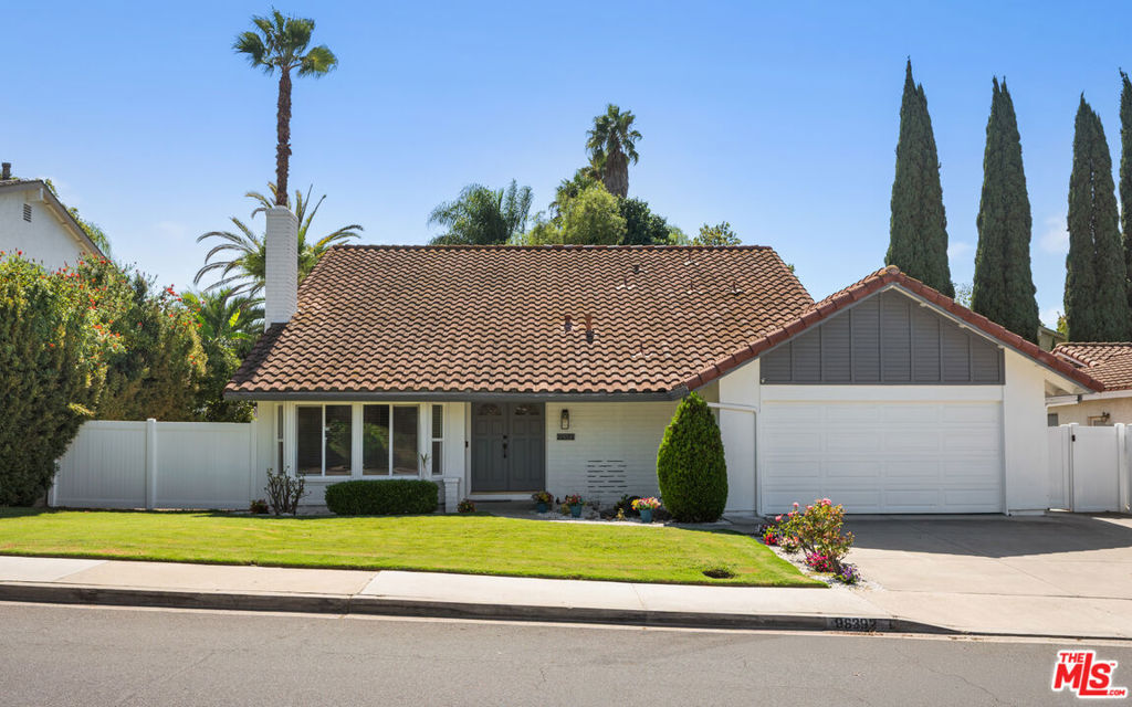 Property Photo:  26392 Cortina Drive  CA 92691 