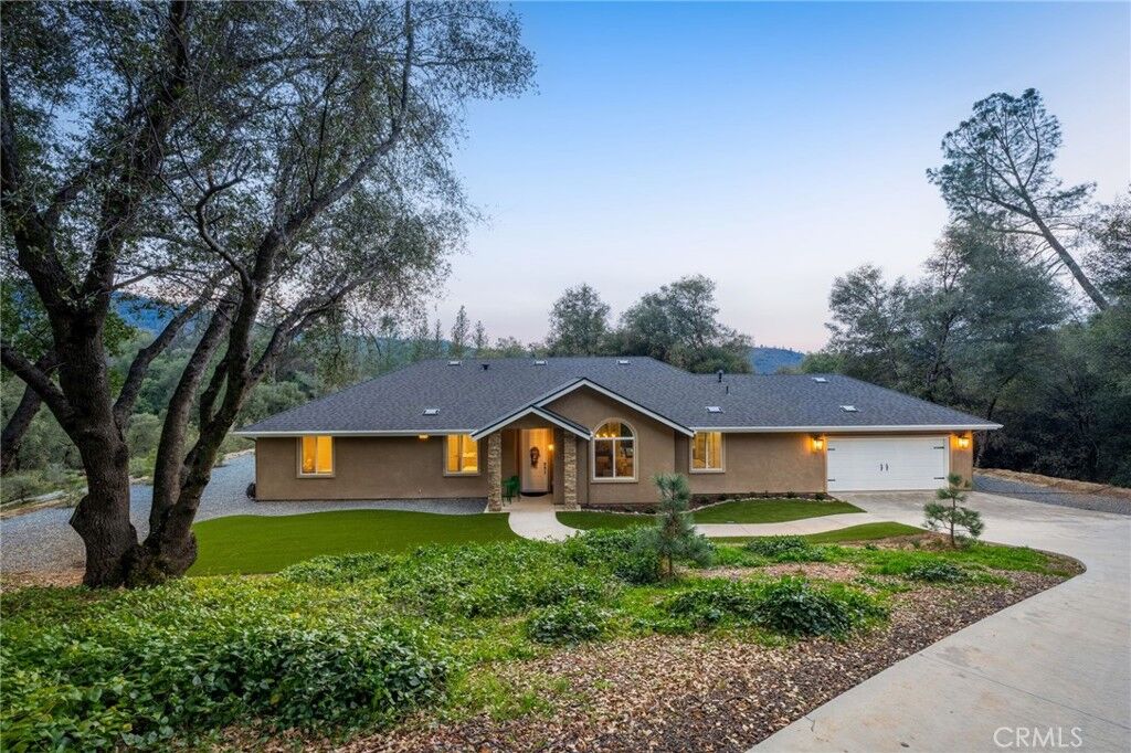 Property Photo:  38614 Bon Veu  CA 93644 