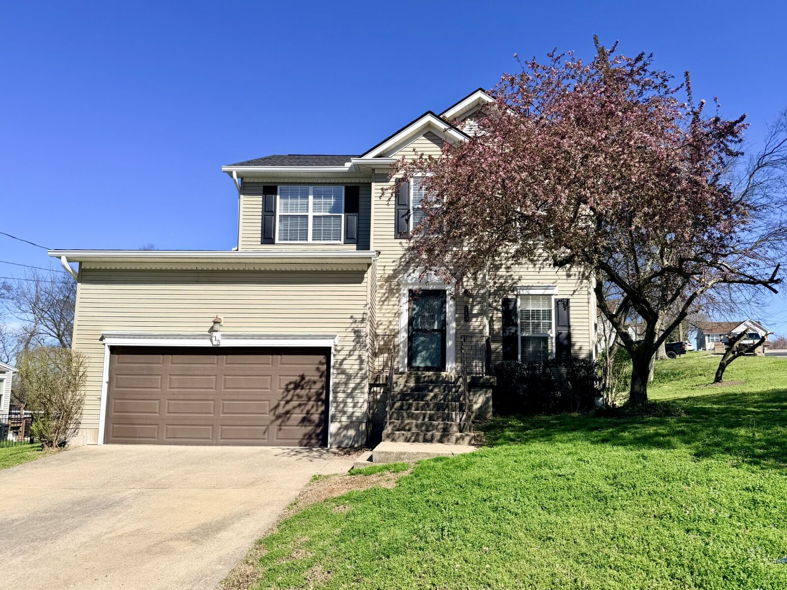 Property Photo: 113 Waters Edge Ln TN 37075