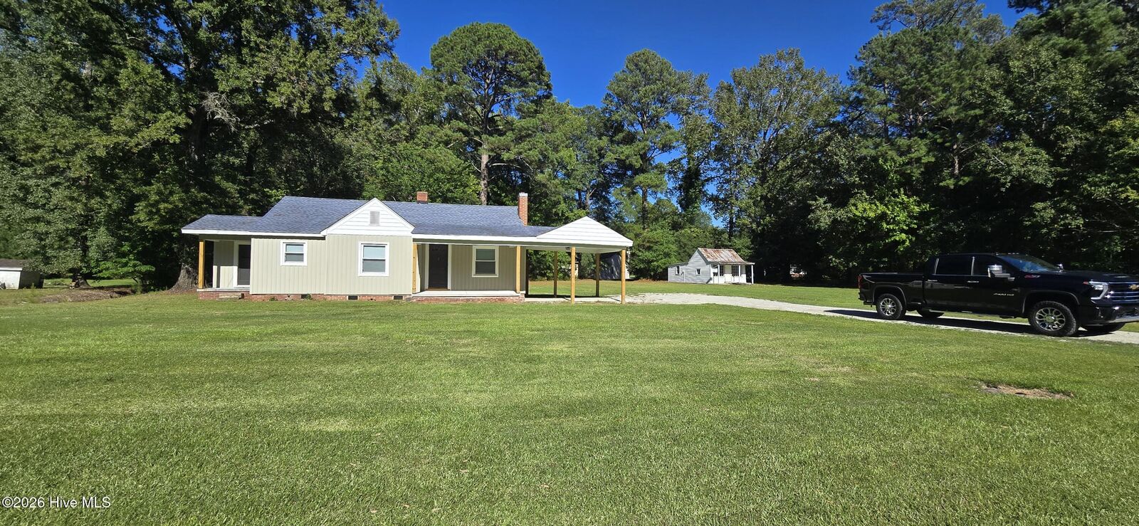 Property Photo:  3825 Nc 102 E  NC 28513 