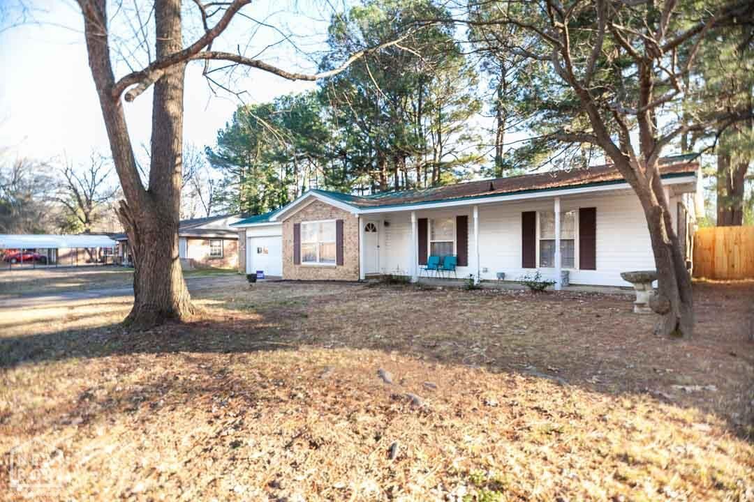 Property Photo: 1705 Colonial Road AR 72401