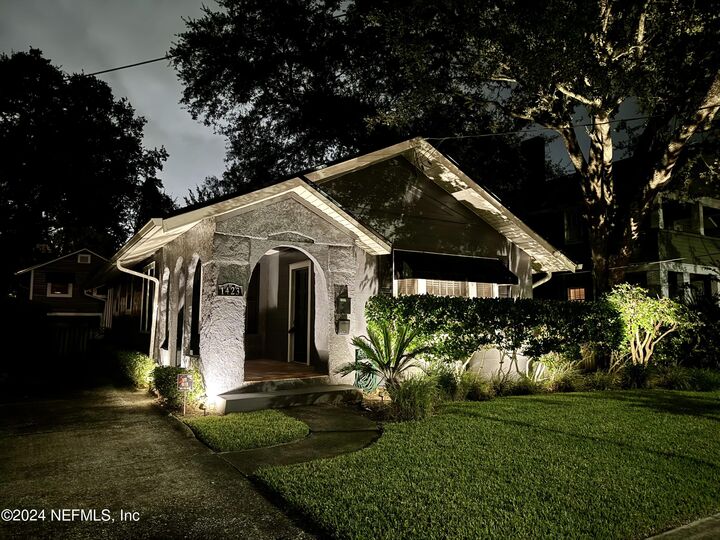 Property Photo:  1423 Ingleside Avenue  FL 32205 