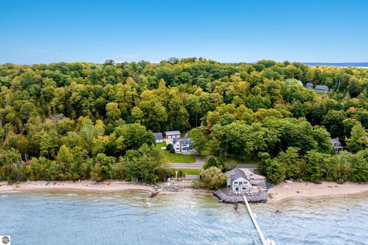 Property Photo:  9838 Peninsula Drive  MI 49686 