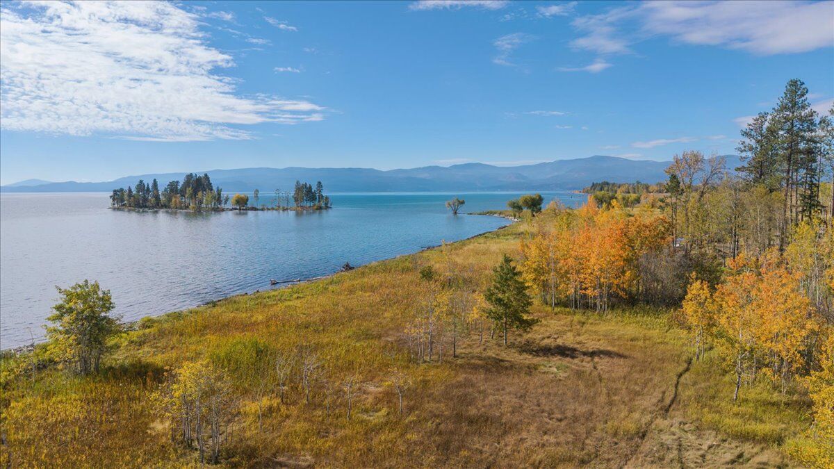 Property Photo:  386,414,440 Holt Drive  MT 59911 