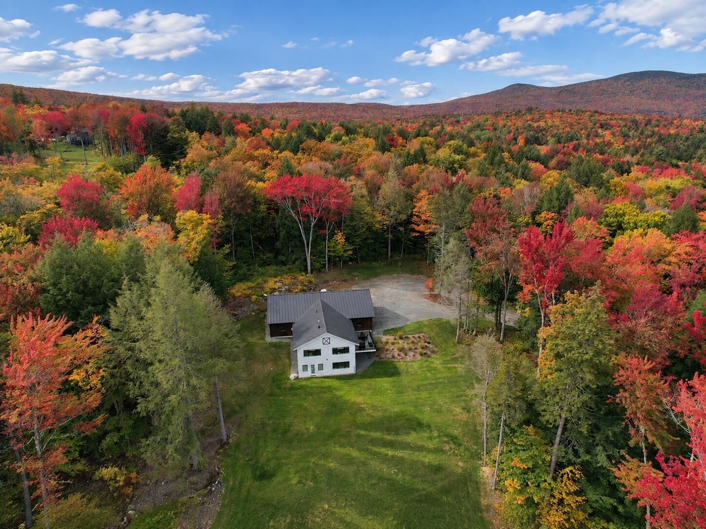 Property Photo: 92 Oakmont Lane VT 05360