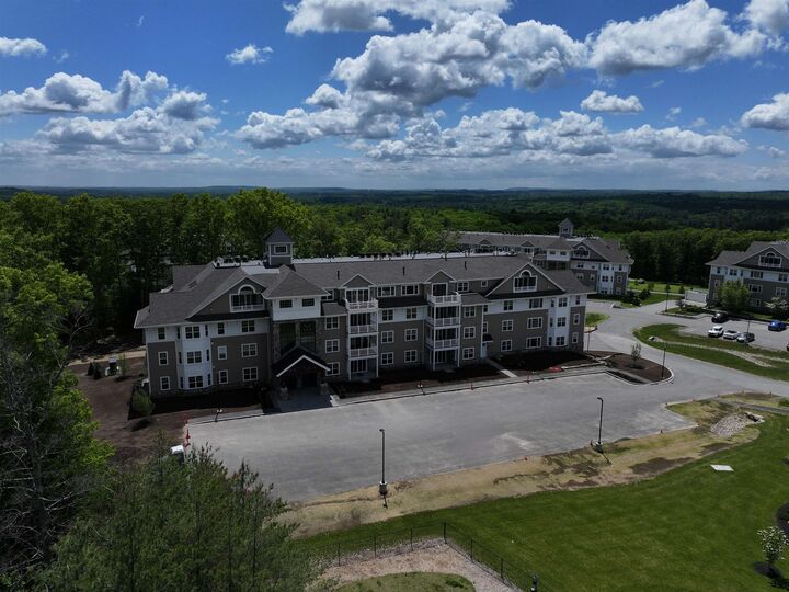 Property Photo:  4 Longview Drive  NH 03811 