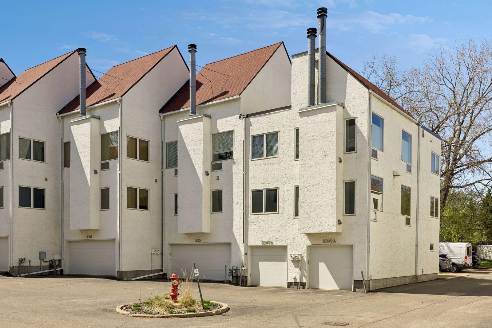 Property Photo: 3049 Lake Shore Drive A MN 55416