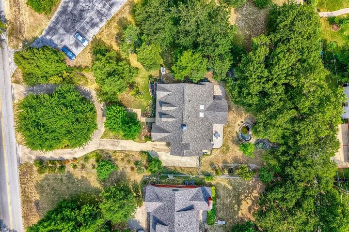 Property Photo: 1538 Highland Road TX 75218