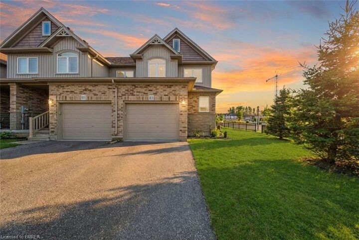 Property Photo:  1220 Riverbend Road 105  ON N6K 0G5 