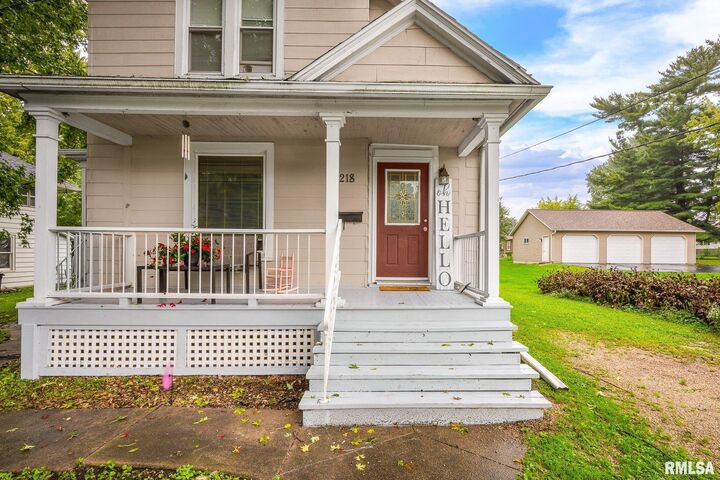 Property Photo: 218 Garfield Avenue IL 61401