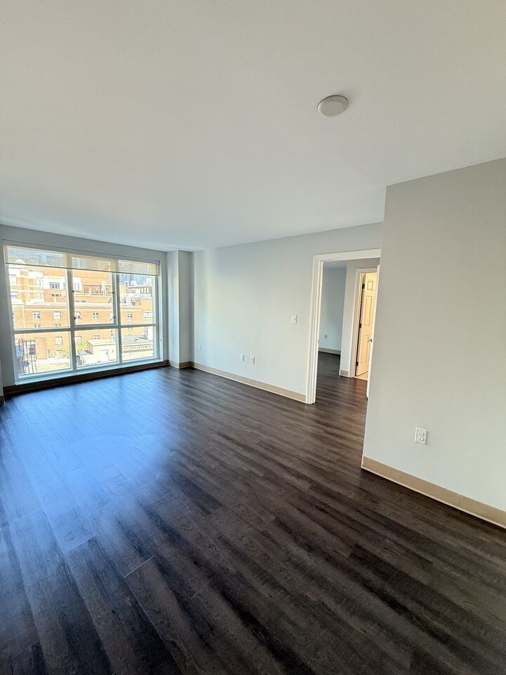 Property Photo:  1 Nassau Street 903  MA 02111 