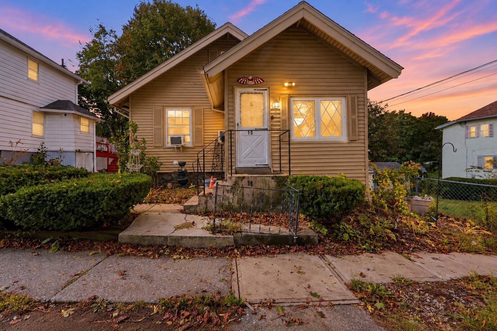 Property Photo: 10 Mildred Ave MA 01603