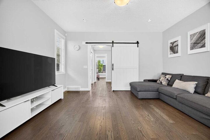 Property Photo:  30 Evanscrest Rise NW  AB T3P 0R7 