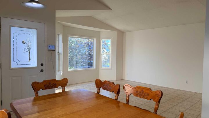 Property Photo:  7302 104A Street  AB T8W 2N7 