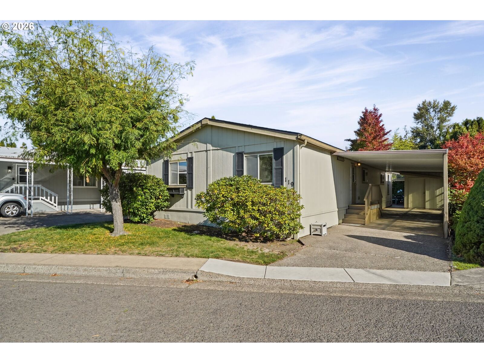 Property Photo:  1199 N Terry St 119  OR 97402 