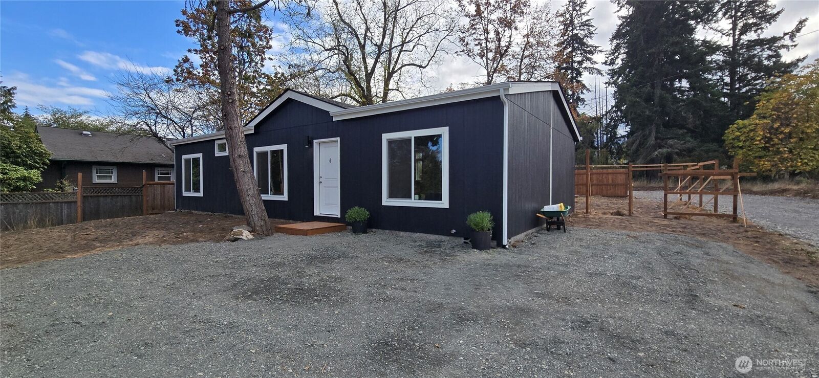 Property Photo: 1126 W Lauridsen WA 98362