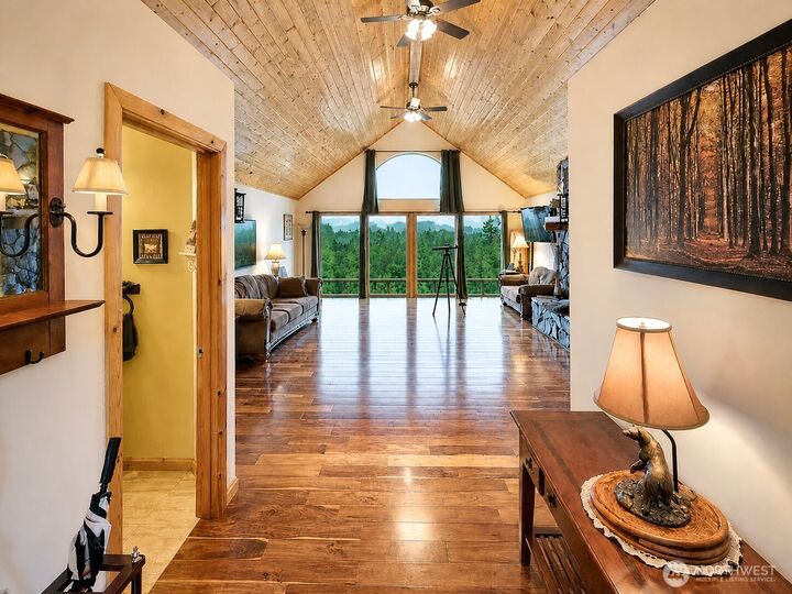 Property Photo: 1028 Circle Drive WA 98282