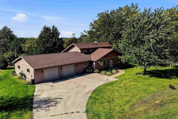 Property Photo: 1 Belden School Lane IL 61036